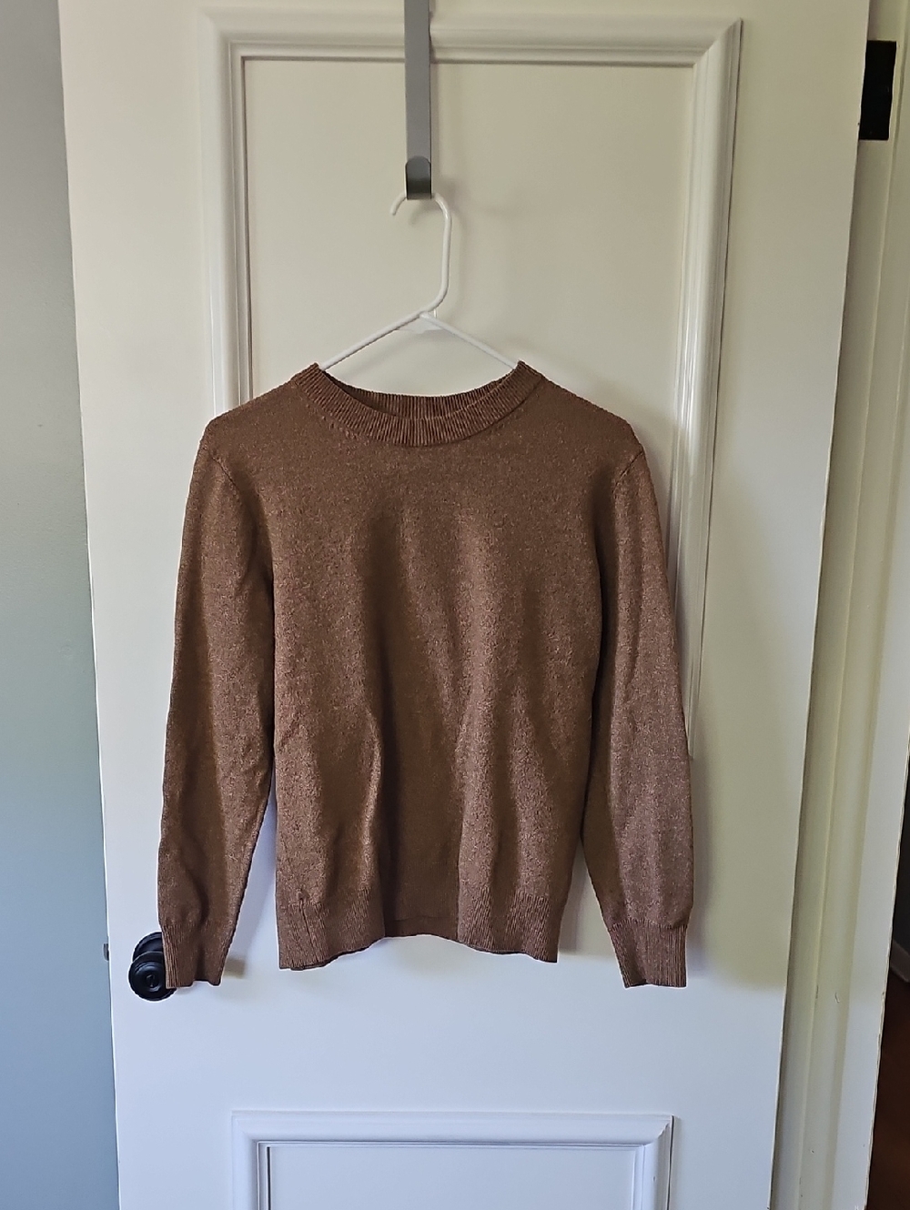 Wowen's Crewneck Sweater in Brown